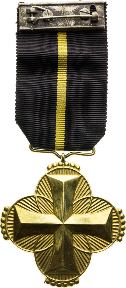 Memorial cross - front