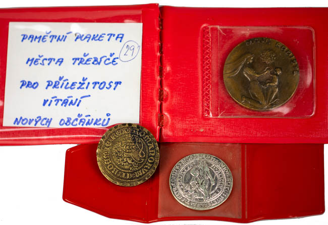 Lot of medals (3 pcs) - front