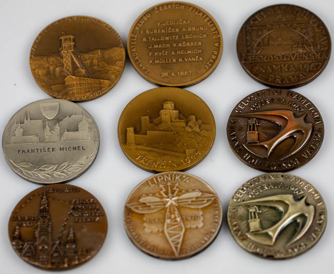 Lot of medals (9 pcs) - front