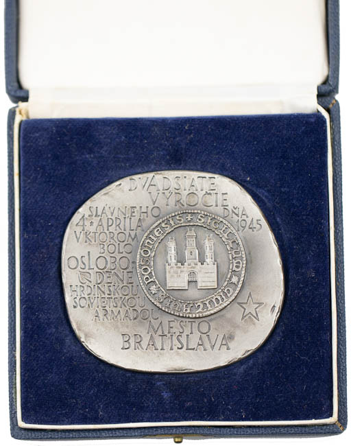Medal 1965 - front