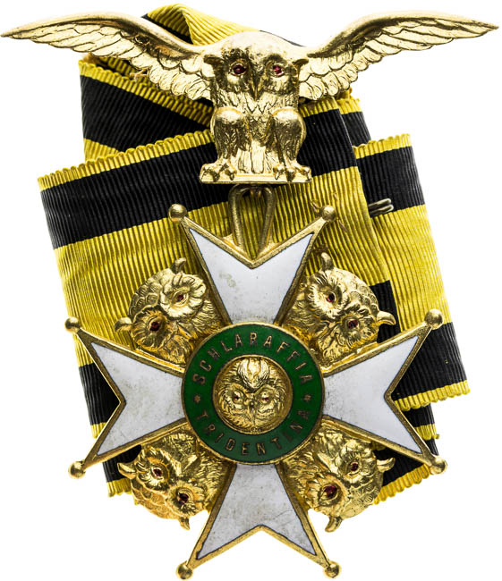 Pin - front