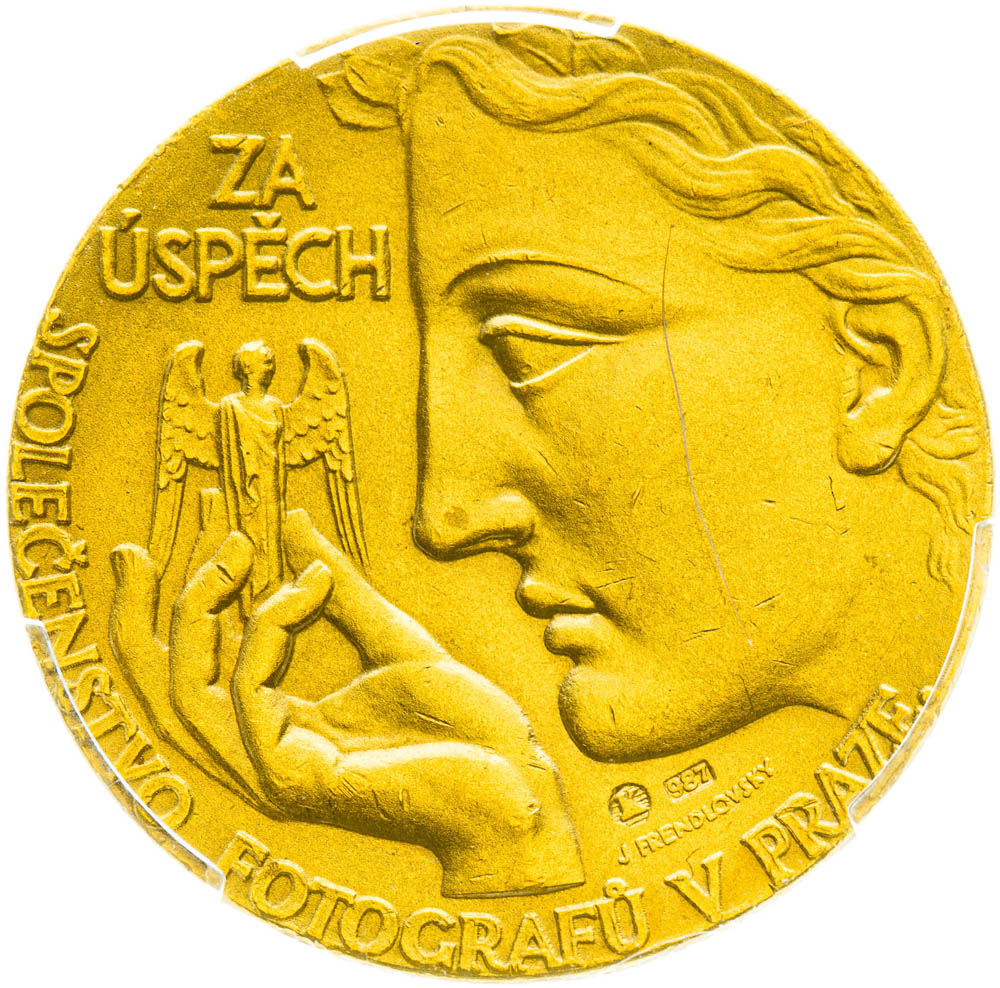 Gold medal 1937 - front