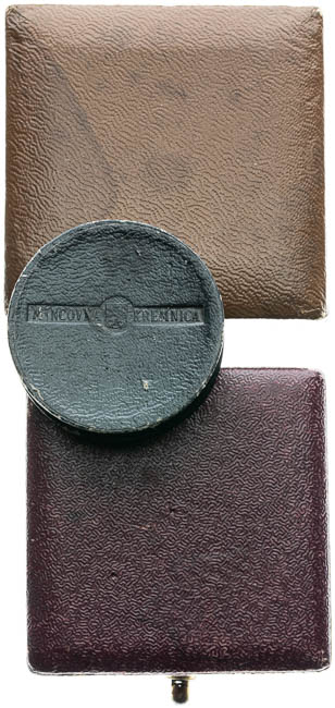 Medals (3 pcs) - back
