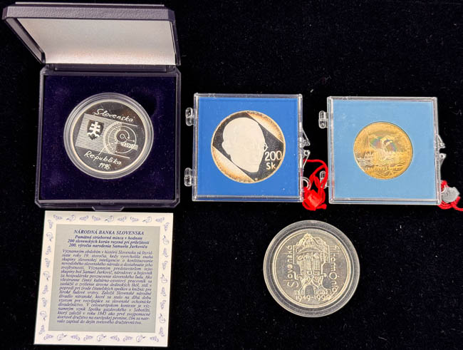 Coins (4 pcs) - front