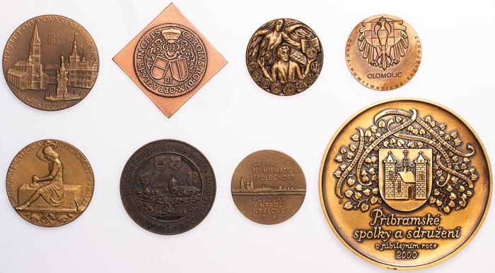 Medals (9 pcs) - front