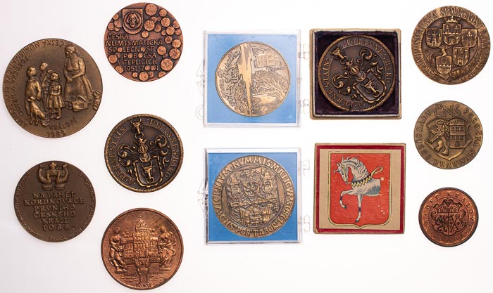 Medals (11 pcs) - back