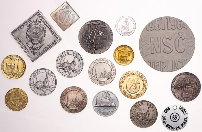 Medals (17 pcs) - front