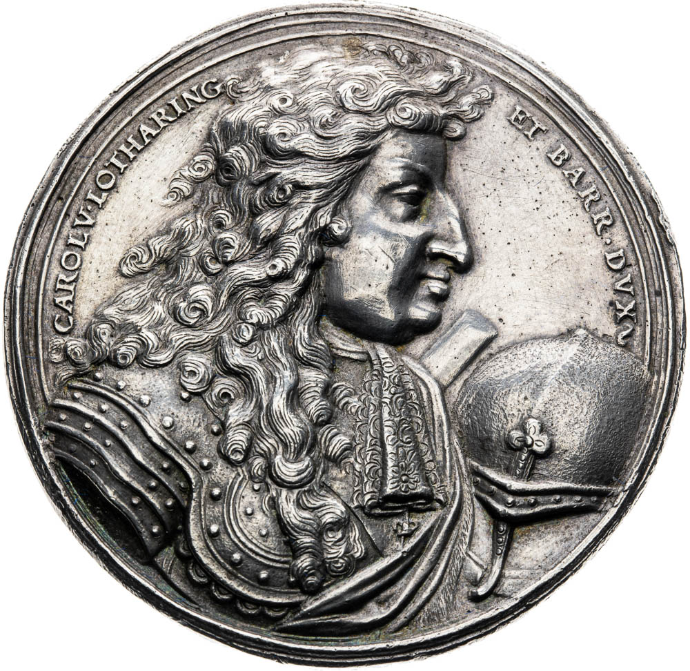Silver medal (1686) - front