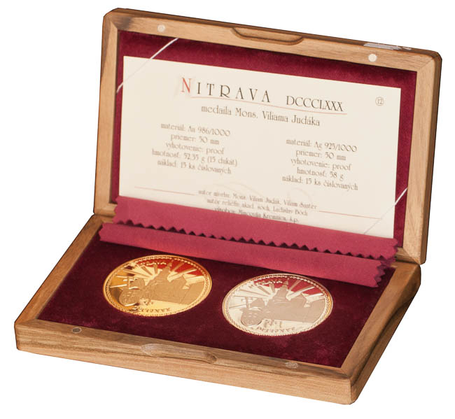 Set of medals Nitrava - front