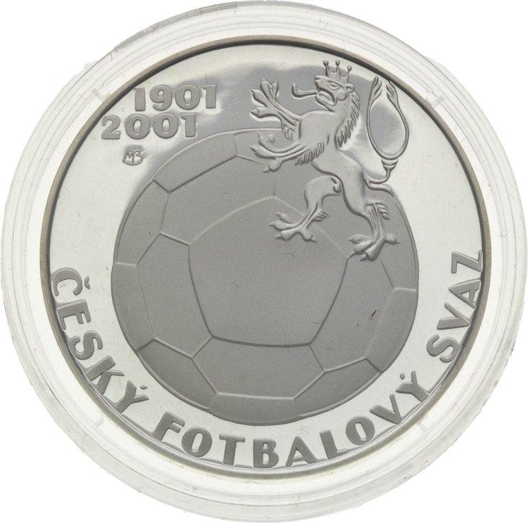 200 Kč 2001 Český fotbalový svaz - stříbrné pamětní mince ČNB (1)